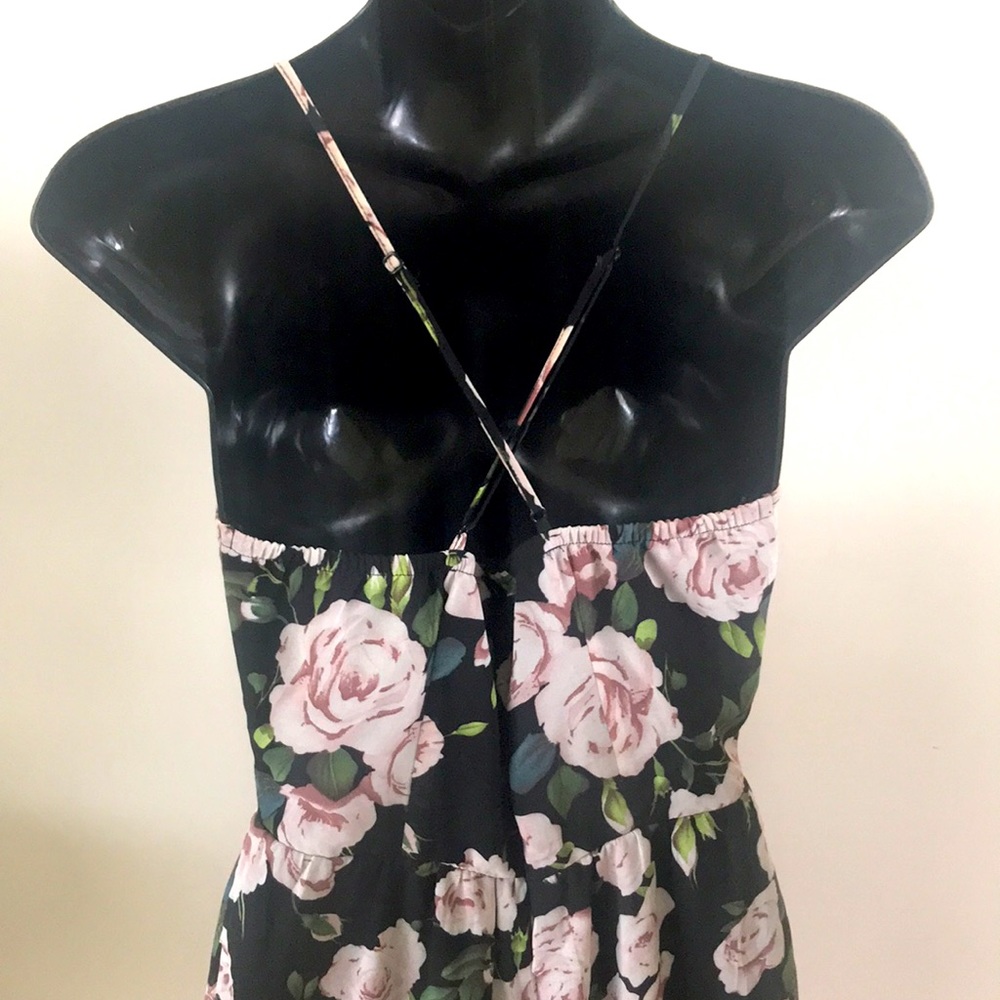 Pretty Roses Lounge Shorts Jumpsuit - Picture 13 of 17